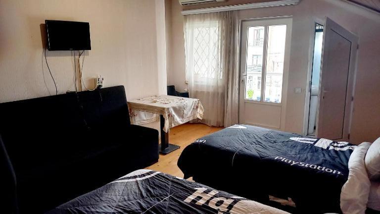 Mariel Hotell Tbilisi Exteriör bild