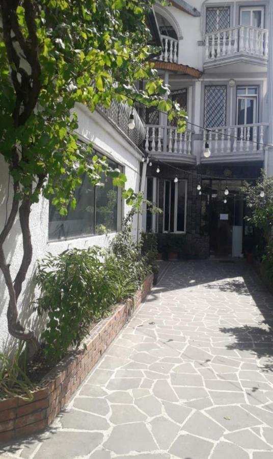 Mariel Hotell Tbilisi Exteriör bild